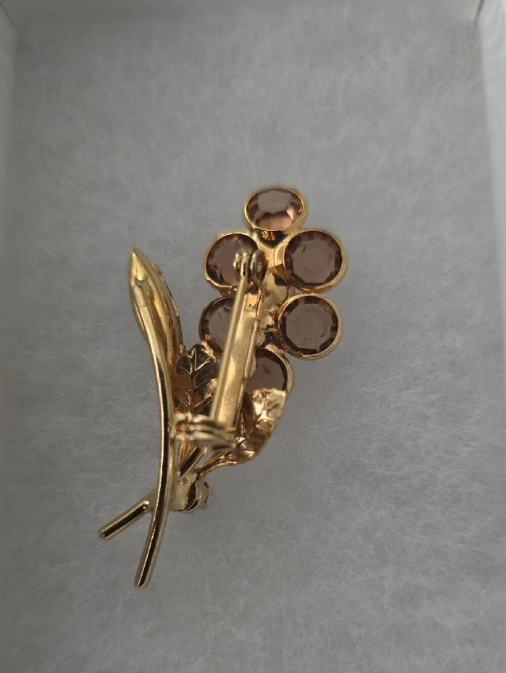 Vintage 1960s Unsigned Smoky Amber Glass Flower Spray Brooch Gold Tone